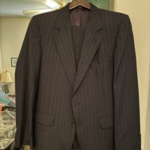 Evan Piccone men’s suit